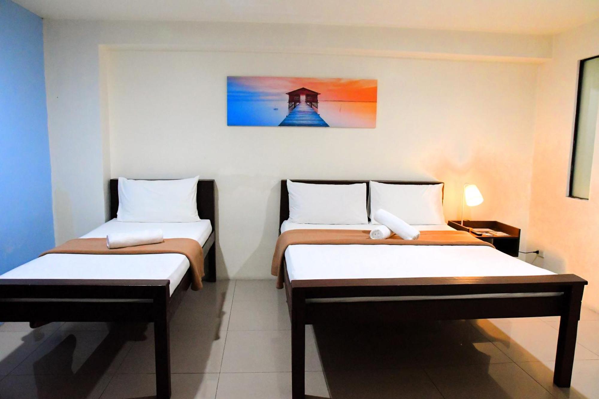 Arzo Hotel Makati Makati City Exterior foto